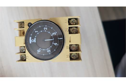 Crouzet 88.225.011 timer